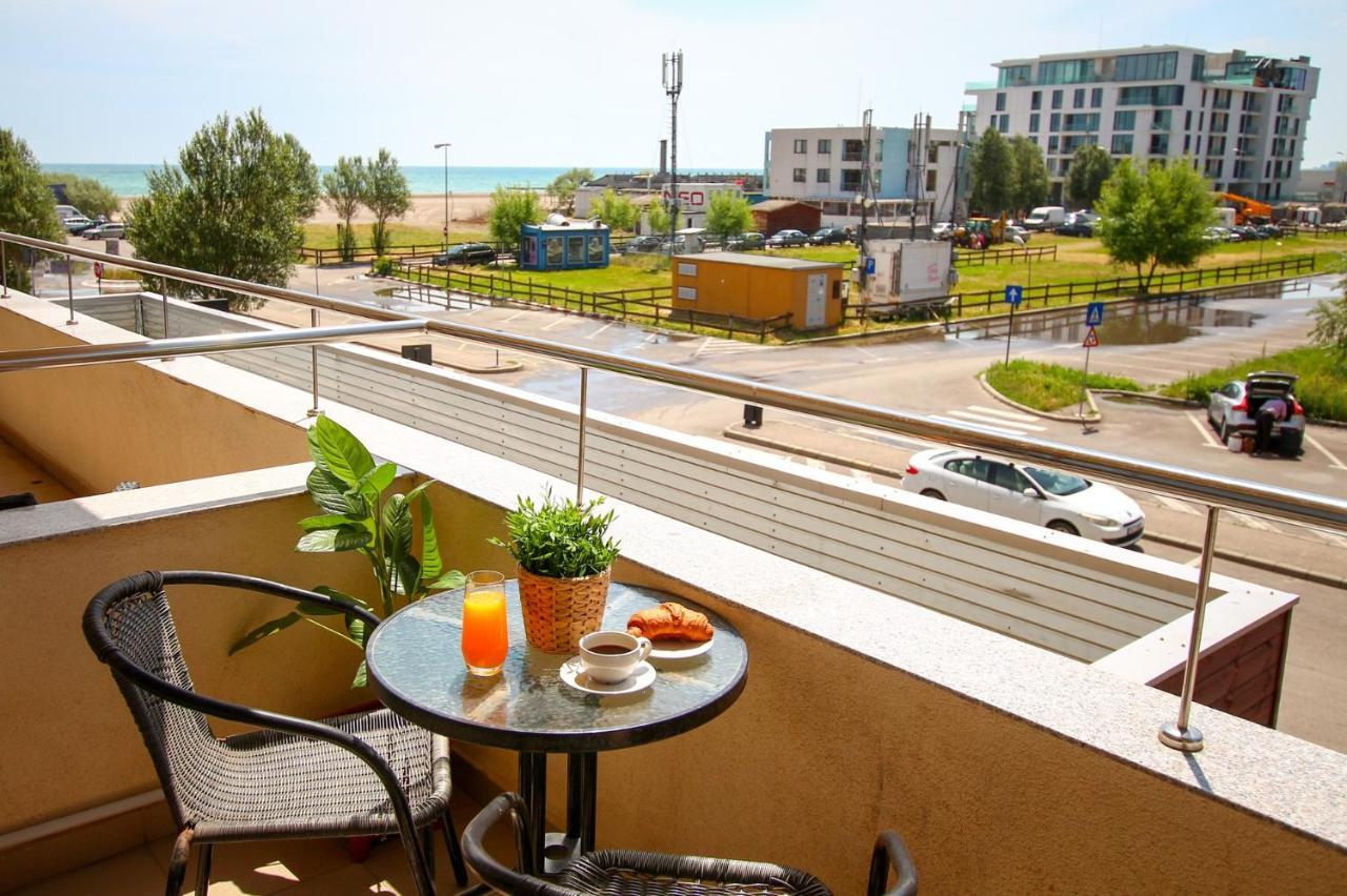 Fratelli Apartments Summerland Mamaia Εξωτερικό φωτογραφία