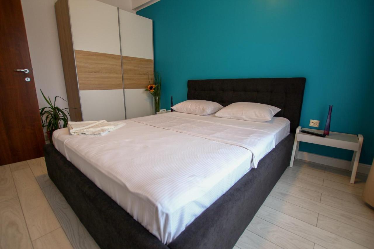 Fratelli Apartments Summerland Mamaia Εξωτερικό φωτογραφία