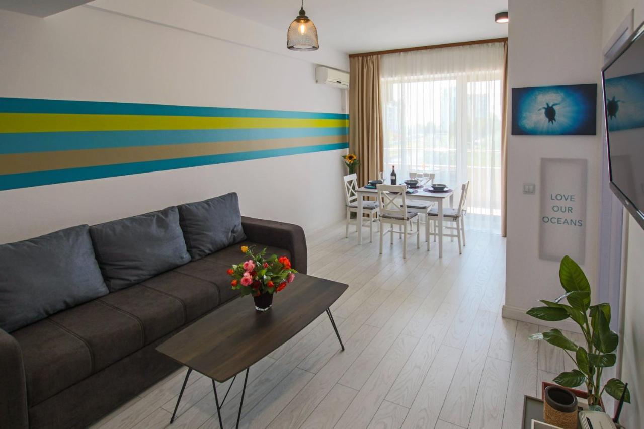Fratelli Apartments Summerland Mamaia Εξωτερικό φωτογραφία